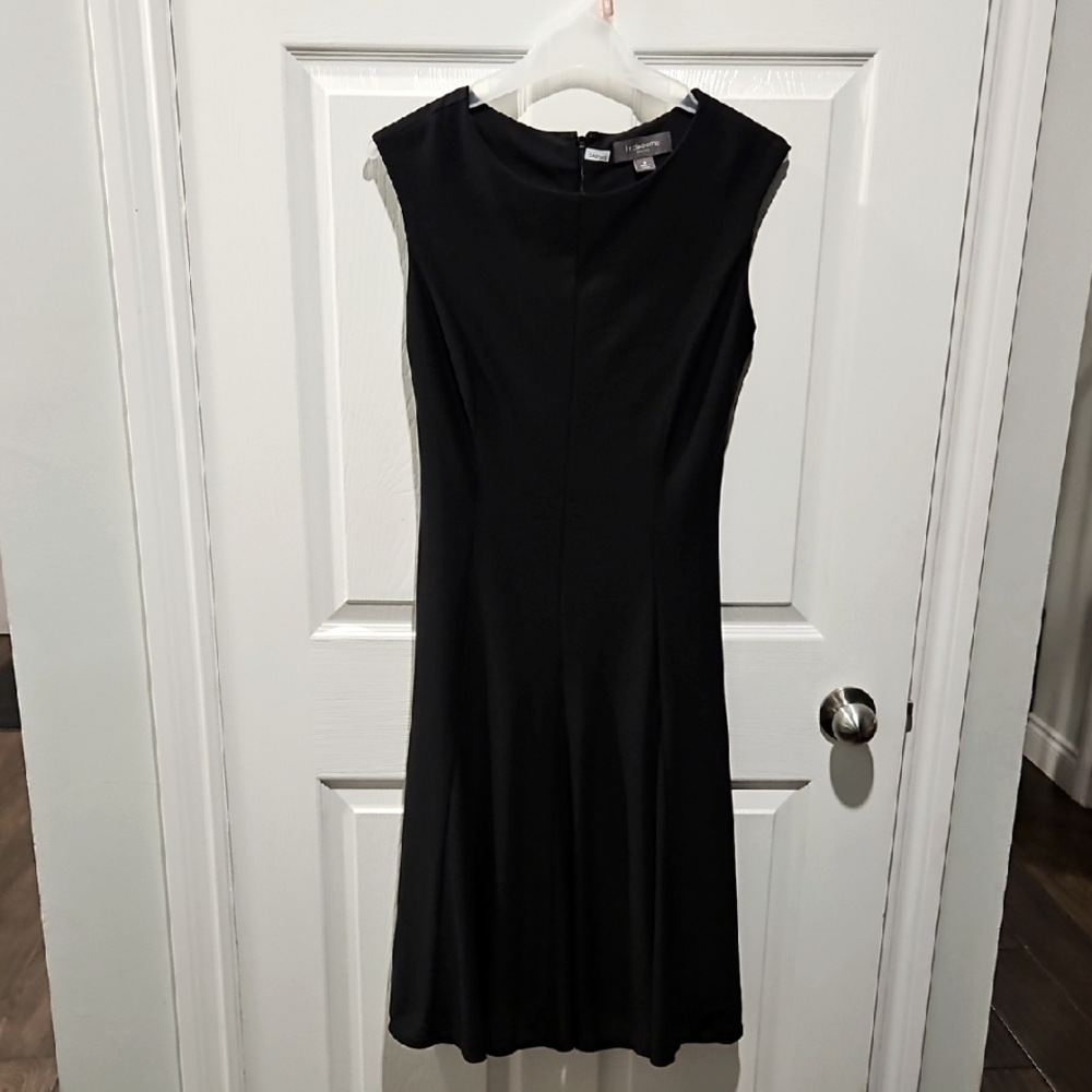 Liz Claiborne Elegant Black Sleeveless Dress Sz 8